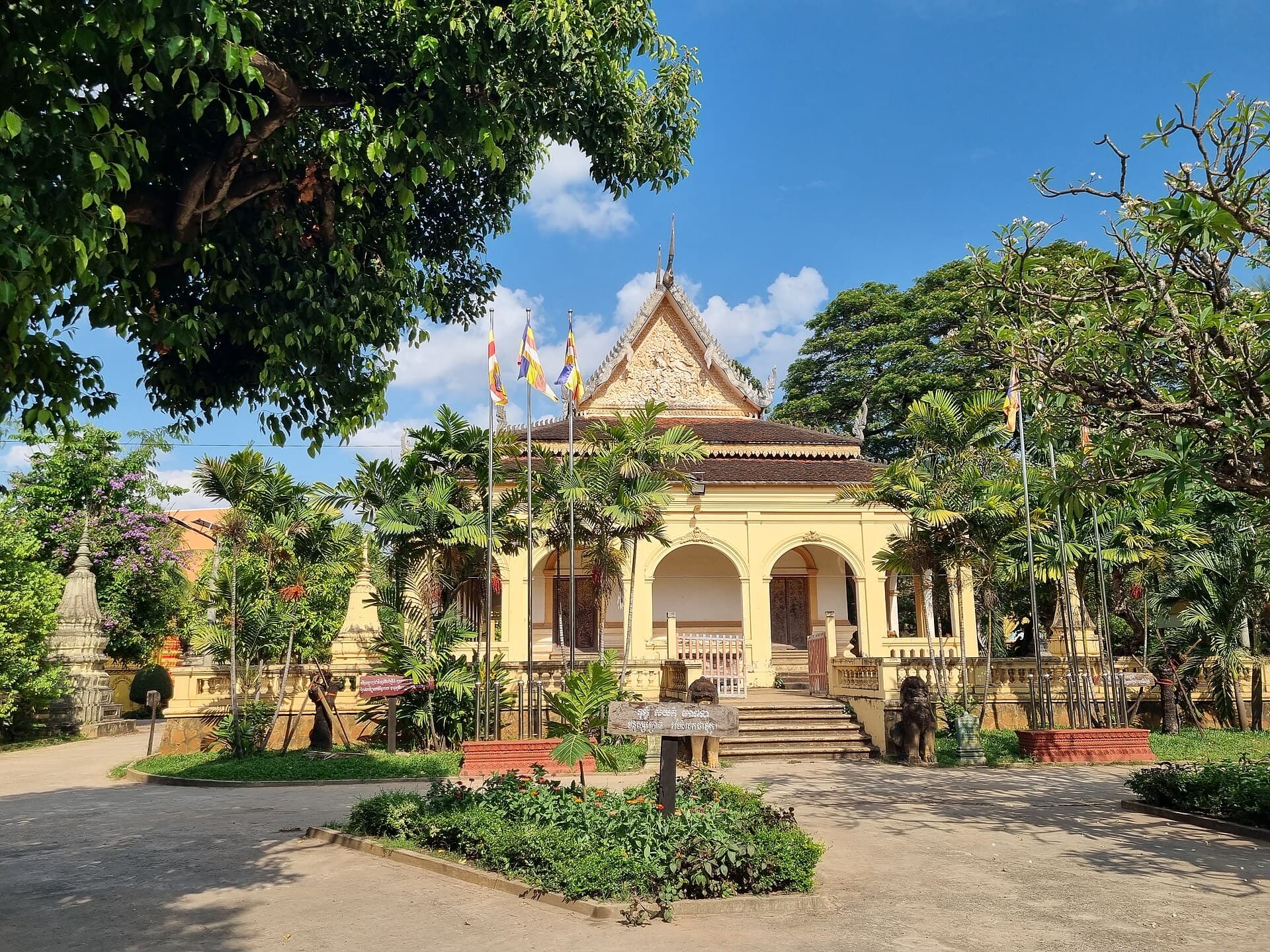 Siem Reap river and central town
