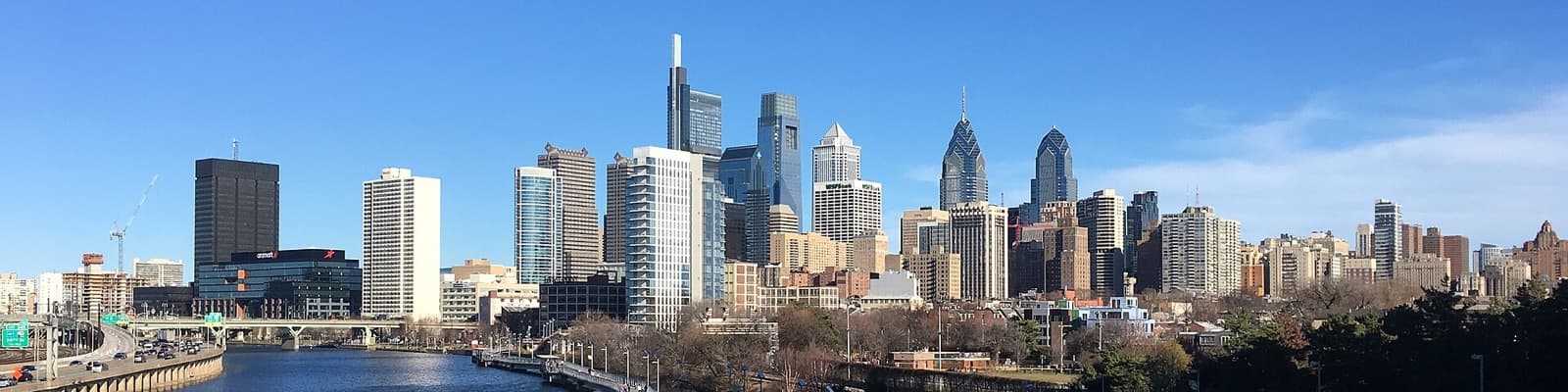 Philadelphia cityscape and visitor atmosphere in United States