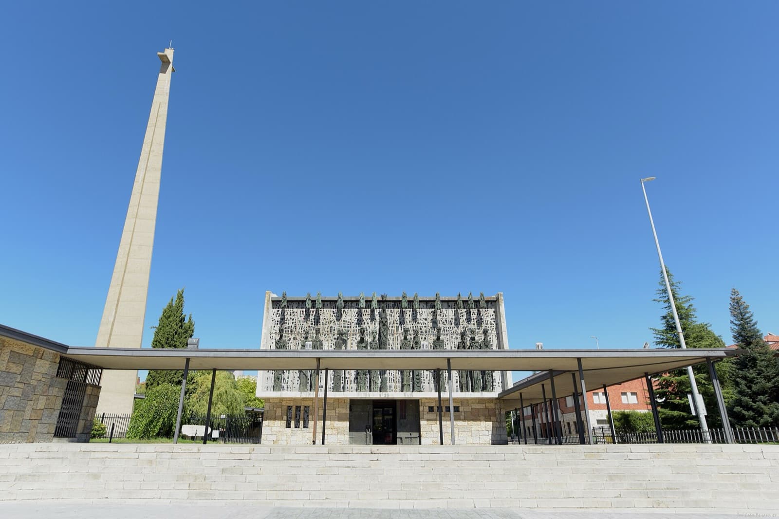 León cityscape and visitor atmosphere in Spain